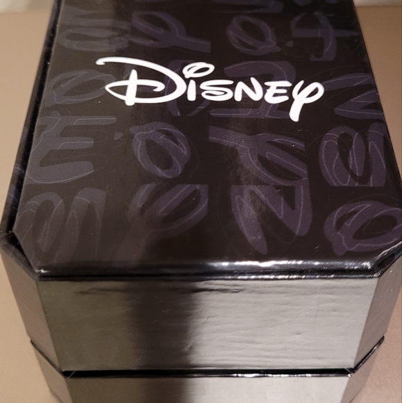 Authentic Disney Rhinestone MM Watch - Picture 7 of 7